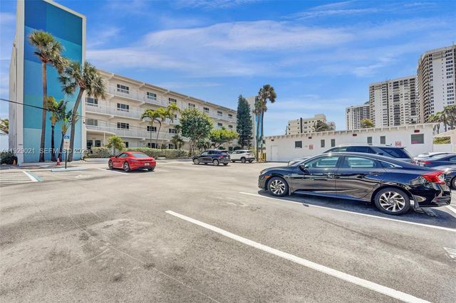 1801 S Surf Rd 2A, Hollywood, FL 33019