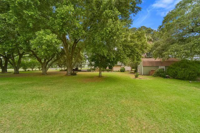 13710 Mueck Road, Needville, TX 77461