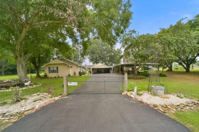 13710 Mueck Road, Needville, TX 77461