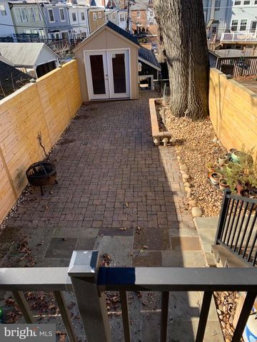 2314 HUIDEKOPER PL NW, Washington, DC 20007