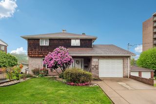 517 Cavitt Avenue, Trafford, PA 15085