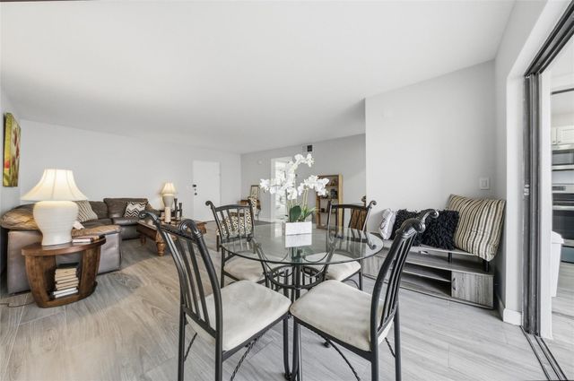 2201 NW 41st Avenue 209, Lauderhill, FL 33313