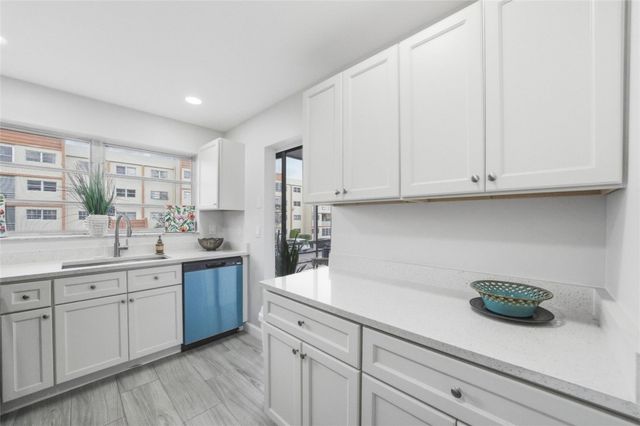 2201 NW 41st Avenue 209, Lauderhill, FL 33313