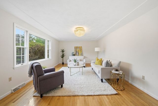 45 Grove St, Lexington, MA 02420