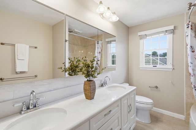 45 Grove St, Lexington, MA 02420