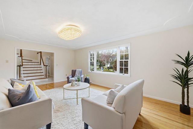 45 Grove St, Lexington, MA 02420