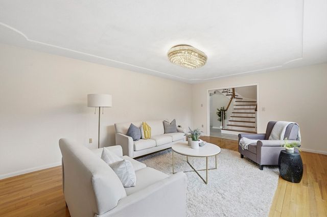 45 Grove St, Lexington, MA 02420
