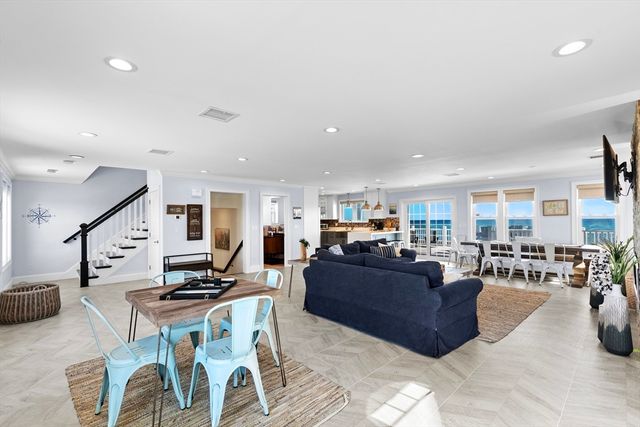 308 Ocean St, Marshfield, MA 02051