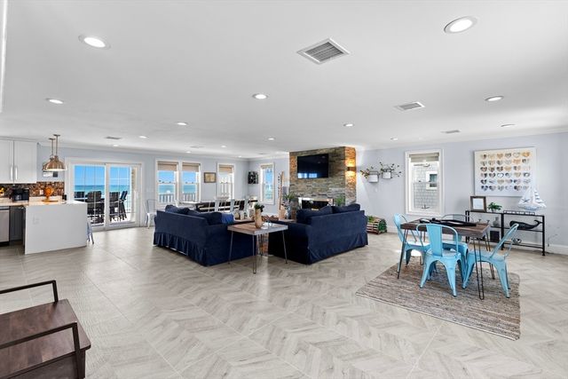 308 Ocean St, Marshfield, MA 02051