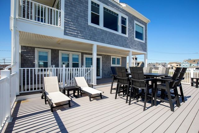 308 Ocean St, Marshfield, MA 02051