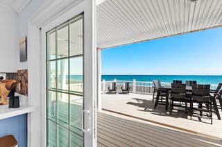 308 Ocean St, Marshfield, MA 02051