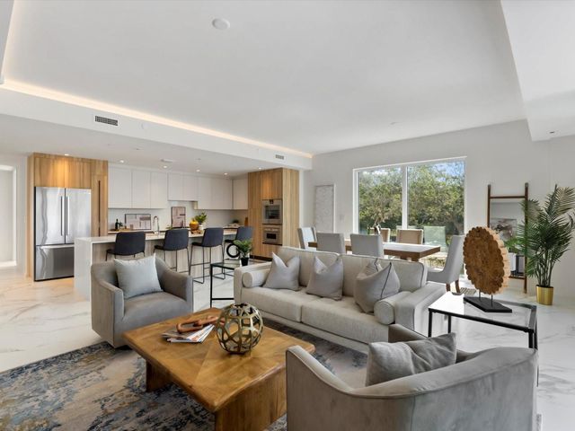 1020 SUNSET POINT ROAD 213, Clearwater, FL 33755