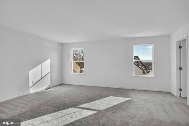 16 OLD MOSS LN, Carlisle, PA 17013