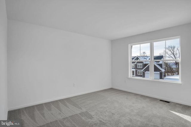 16 OLD MOSS LN, Carlisle, PA 17013