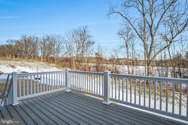 16 OLD MOSS LN, Carlisle, PA 17013