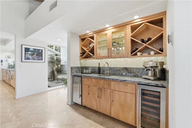 4220 Virginia Vista, Long Beach, CA 90807