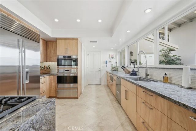 4220 Virginia Vista, Long Beach, CA 90807