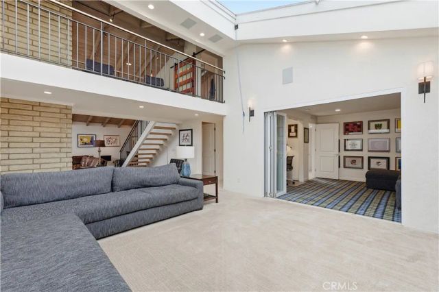 4220 Virginia Vista, Long Beach, CA 90807