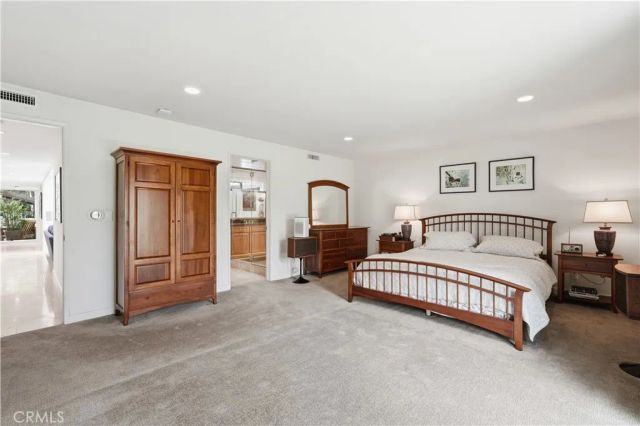 4220 Virginia Vista, Long Beach, CA 90807