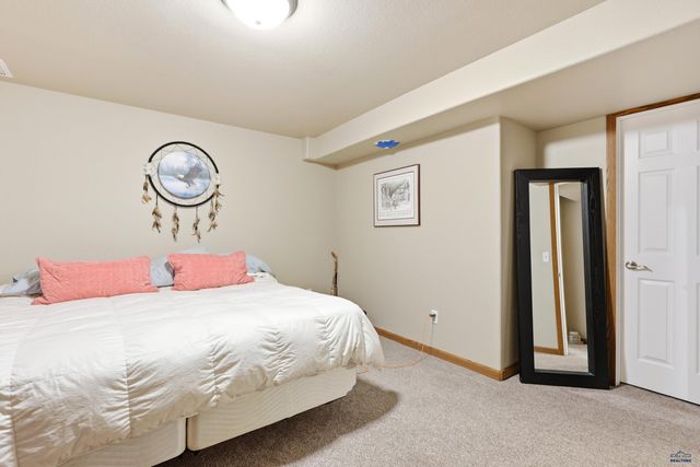 10317 WILLMINGTON, Summerset, SD 57718