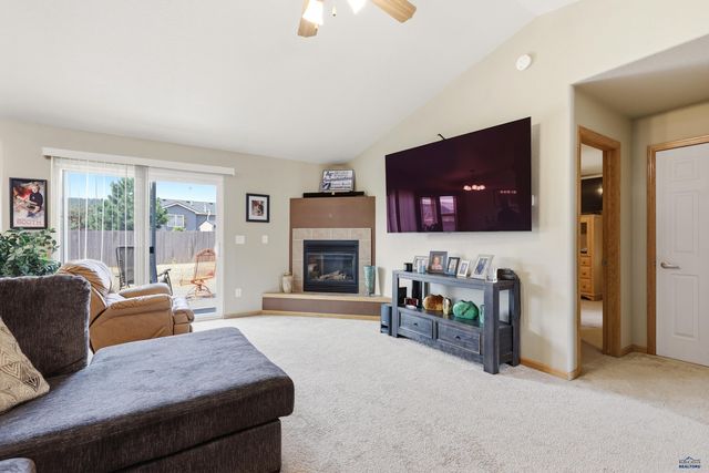 10317 WILLMINGTON, Summerset, SD 57718