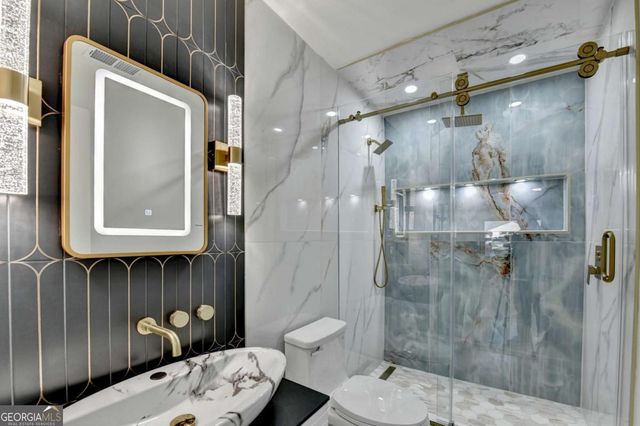 2181 Juanita Street, Decatur, GA 30032