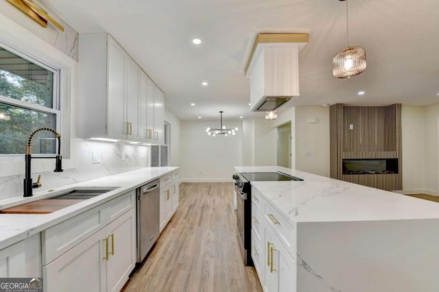 2181 Juanita Street, Decatur, GA 30032