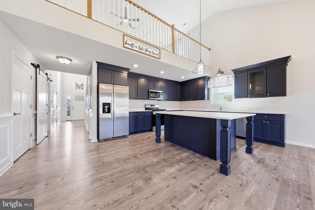 263 TWICKENHAM DR, Martinsburg, WV 25403