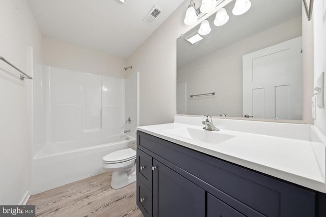 263 TWICKENHAM DR, Martinsburg, WV 25403
