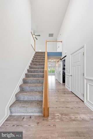 263 TWICKENHAM DR, Martinsburg, WV 25403