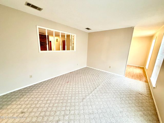 2643 El Viernes Street, Gautier, MS 39553