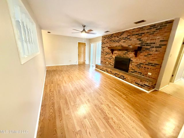 2643 El Viernes Street, Gautier, MS 39553