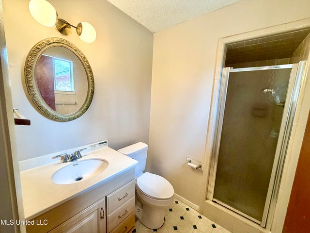 2643 El Viernes Street, Gautier, MS 39553