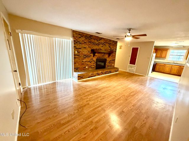 2643 El Viernes Street, Gautier, MS 39553