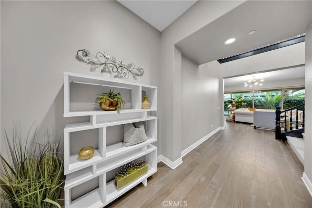 60 Dunmore, Irvine, CA 92620
