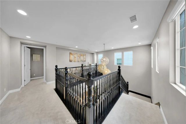 60 Dunmore, Irvine, CA 92620
