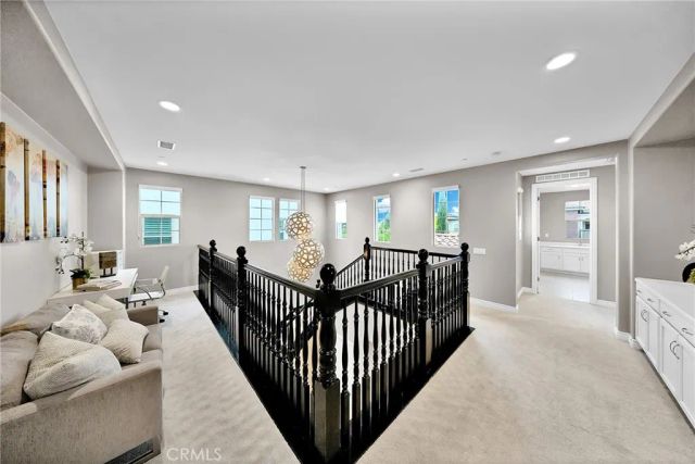 60 Dunmore, Irvine, CA 92620