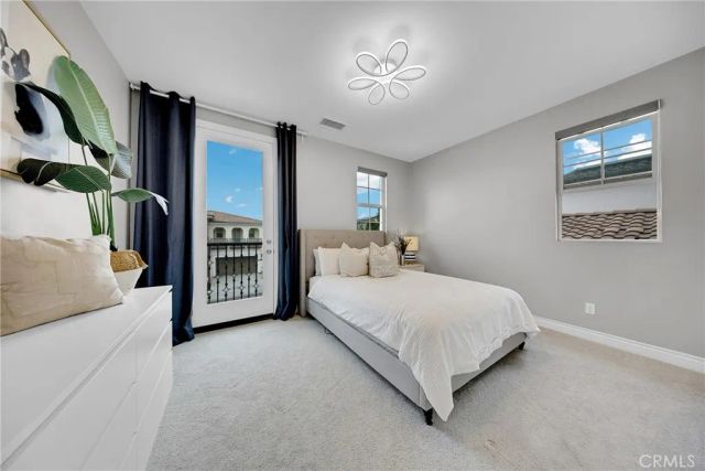 60 Dunmore, Irvine, CA 92620