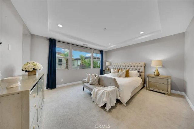 60 Dunmore, Irvine, CA 92620