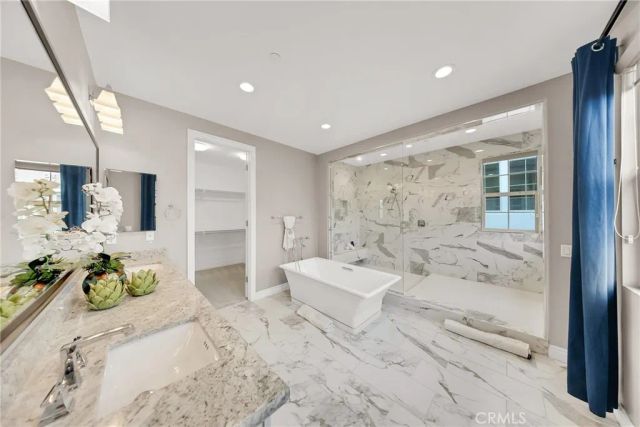 60 Dunmore, Irvine, CA 92620