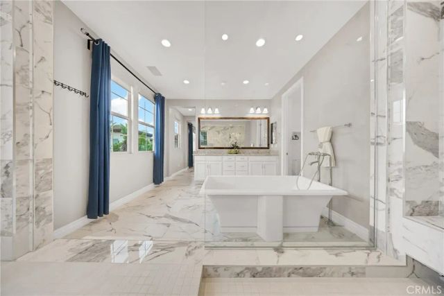 60 Dunmore, Irvine, CA 92620