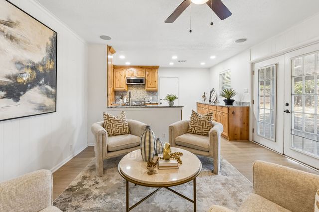 104 N Weatherred Drive, Richardson, TX 75080