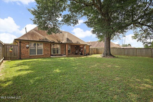 125 Woodridge Drive, Pearl, MS 39208