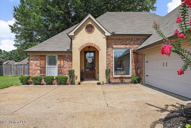 125 Woodridge Drive, Pearl, MS 39208