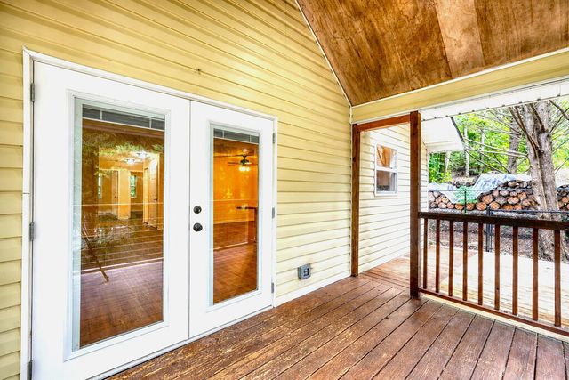 553 Grayce Lane, Hiawassee, GA 30546