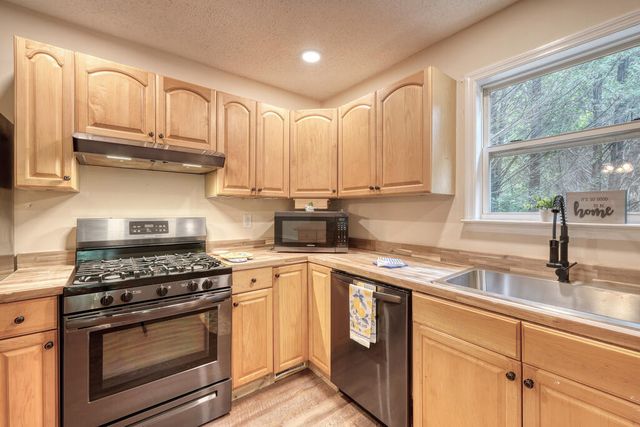 553 Grayce Lane, Hiawassee, GA 30546
