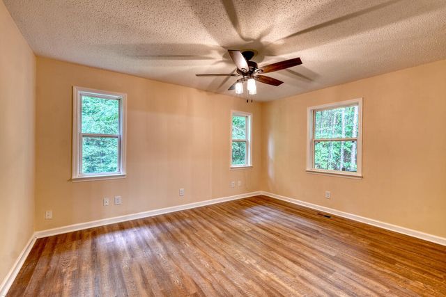 553 Grayce Lane, Hiawassee, GA 30546