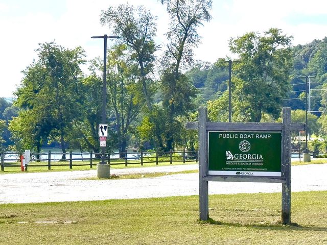 553 Grayce Lane, Hiawassee, GA 30546