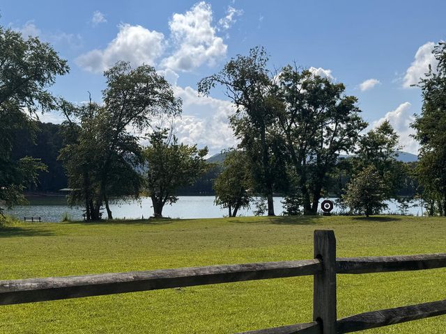 553 Grayce Lane, Hiawassee, GA 30546
