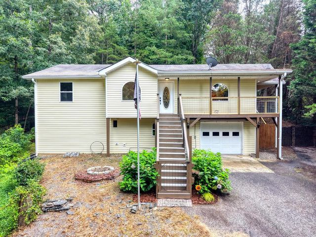 553 Grayce Lane, Hiawassee, GA 30546